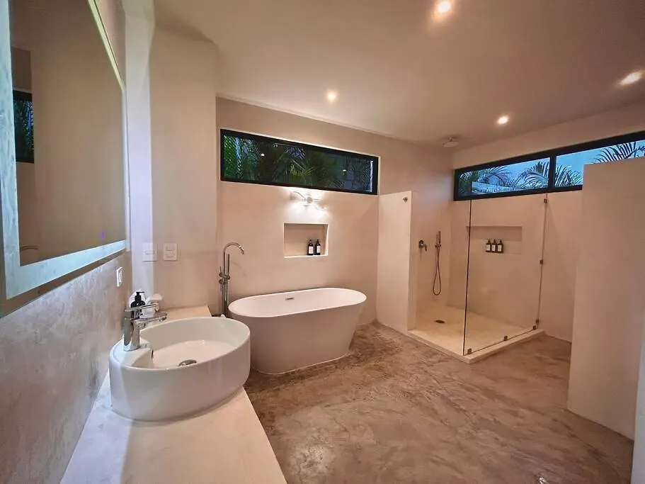 Stunning Villa In The Heart Of La Veleta - Casa Jardin Tulum