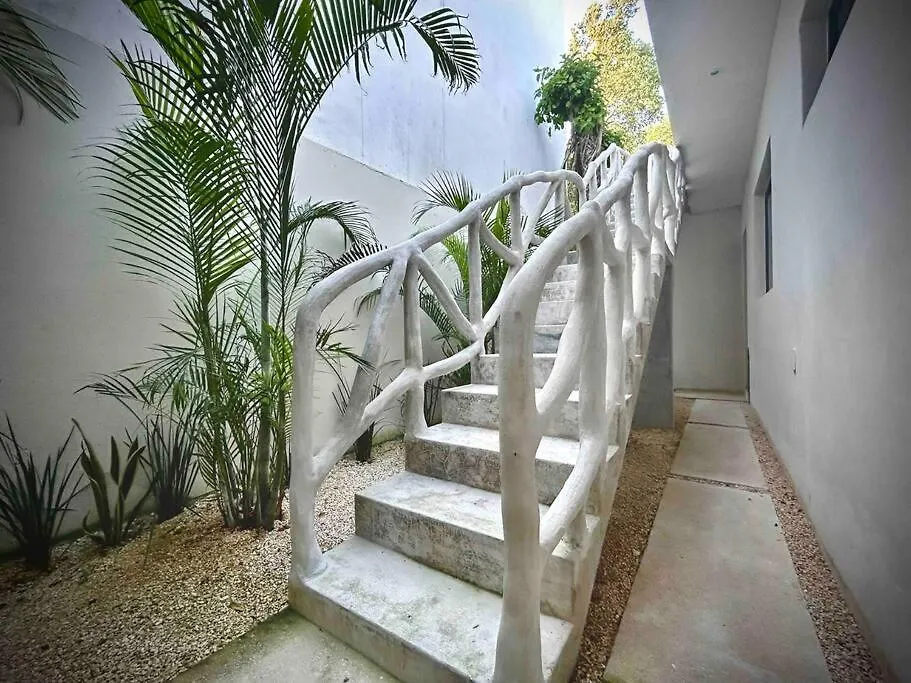 Stunning Villa In The Heart Of La Veleta - Casa Jardin Tulum 0*,